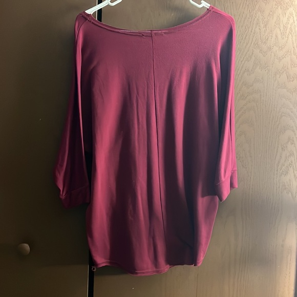 Maroon top - Picture 5 of 5